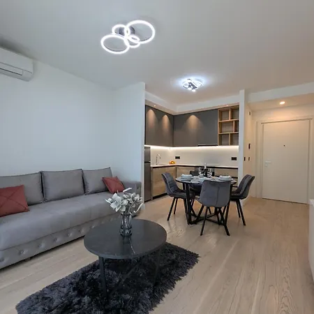 Waterfront Peaceful Nest Apartament Belgrad