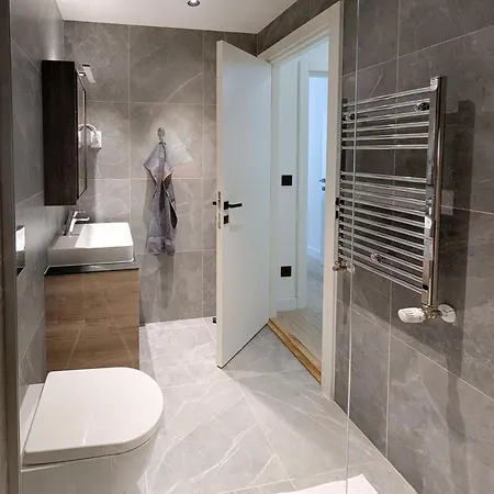 Waterfront Peaceful Nest Appartement *